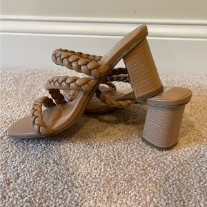 Beige/tan braided sandals size 9